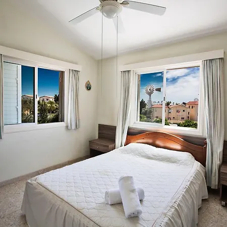 Merab Center Villa Agia Napa