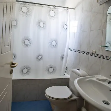 Merab Center Ajia Napa