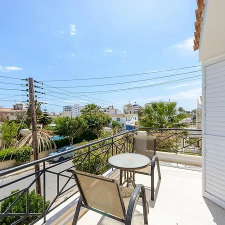 Merab Center Villa Ayia Napa
