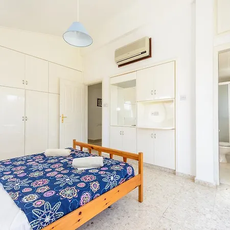 Merab Center Villa