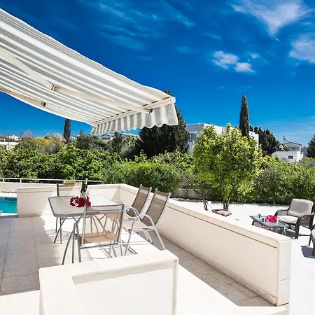 Merab Center * Ajía Nápa