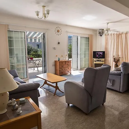 Villa Merab Center Ajía Nápa