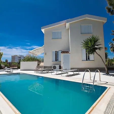 Merab Center Villa