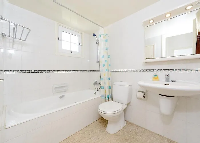 Villa Merab Center Ayía Nápa