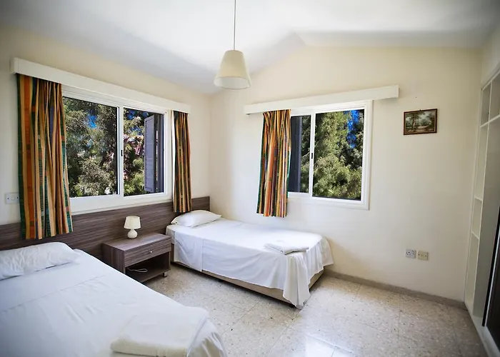 Merab Center Ayía Nápa