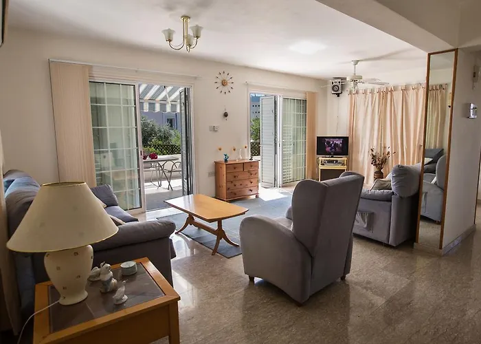 Villa Merab Center Ayía Nápa